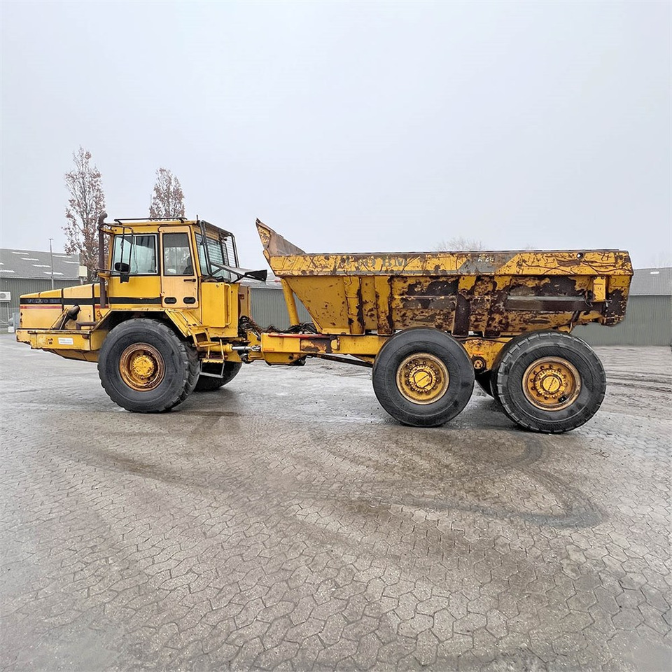 Volvo A20 - Tempat sampah artikulasi: gambar 4 Volvo A20 - Tempat sampah artikulasi: gambar 4