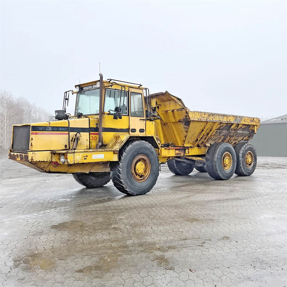 Volvo A20 - Tempat sampah artikulasi: gambar 1 Volvo A20 - Tempat sampah artikulasi: gambar 1