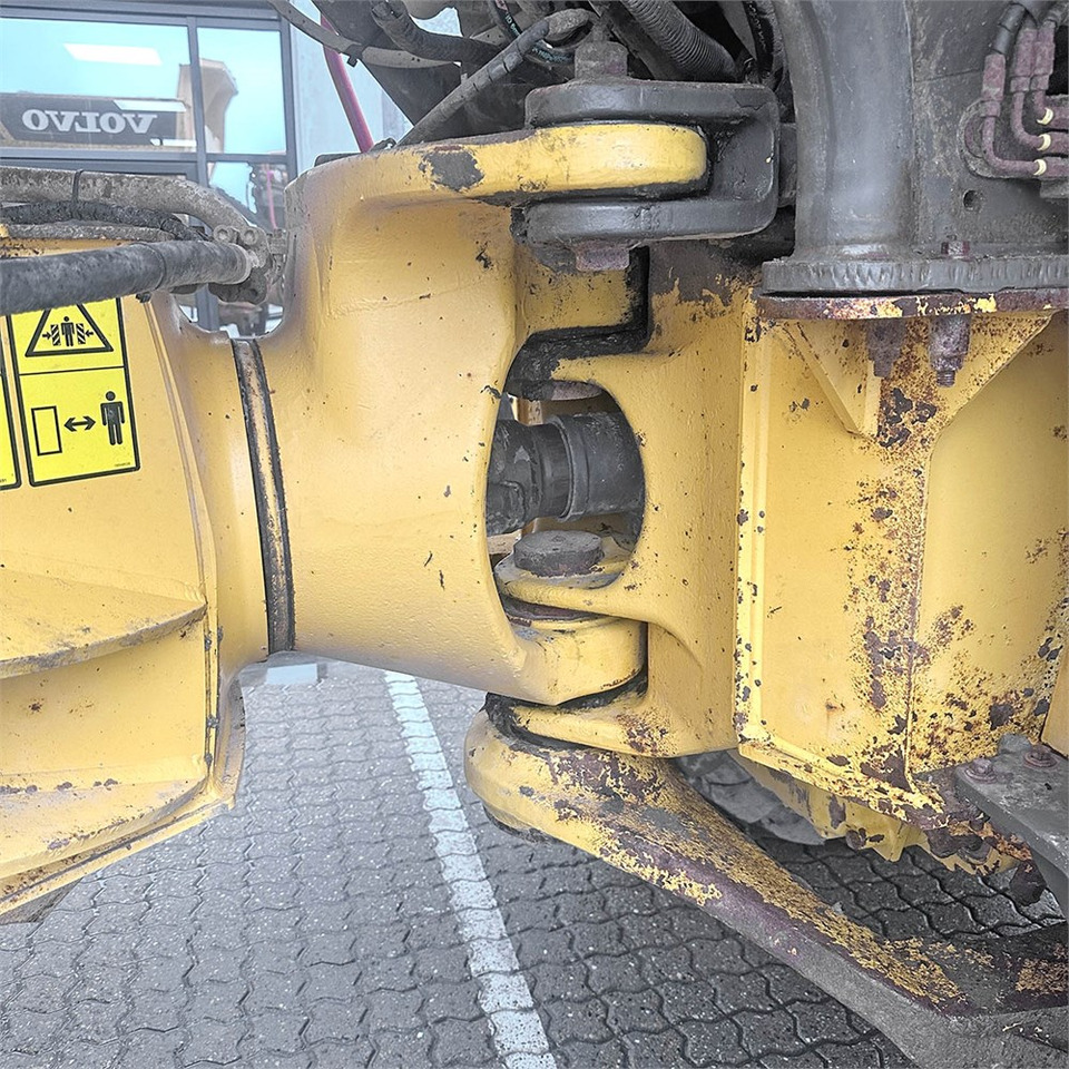 Tempat sampah artikulasi Volvo A30 G: gambar 37