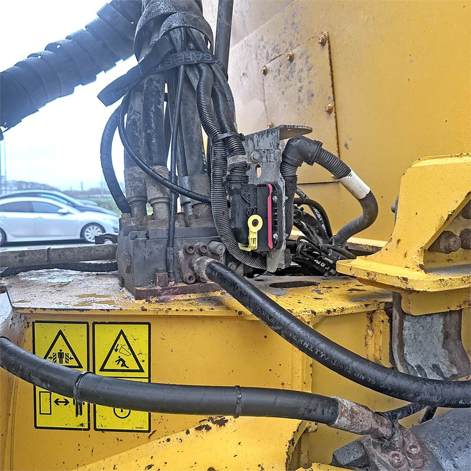 Tempat sampah artikulasi Volvo A30 G: gambar 42