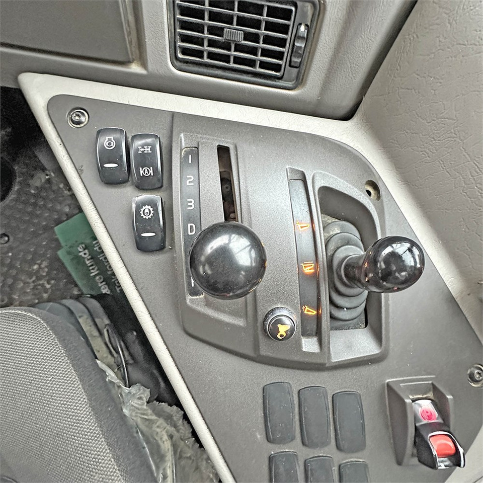 Tempat sampah artikulasi Volvo A30 G: gambar 21