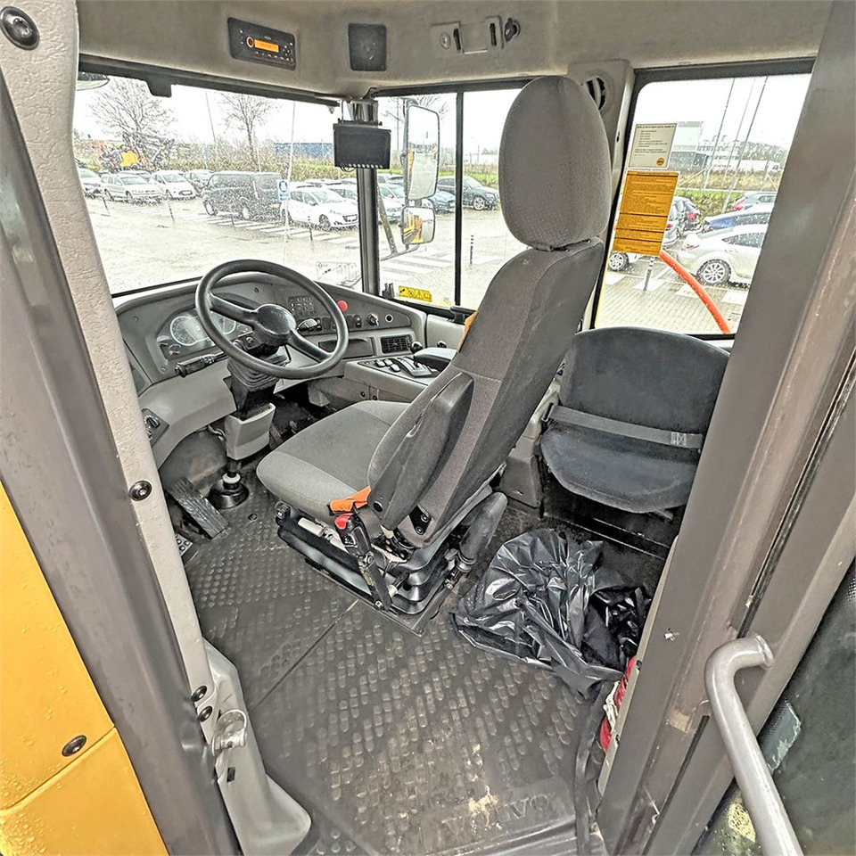 Tempat sampah artikulasi Volvo A30 G: gambar 19