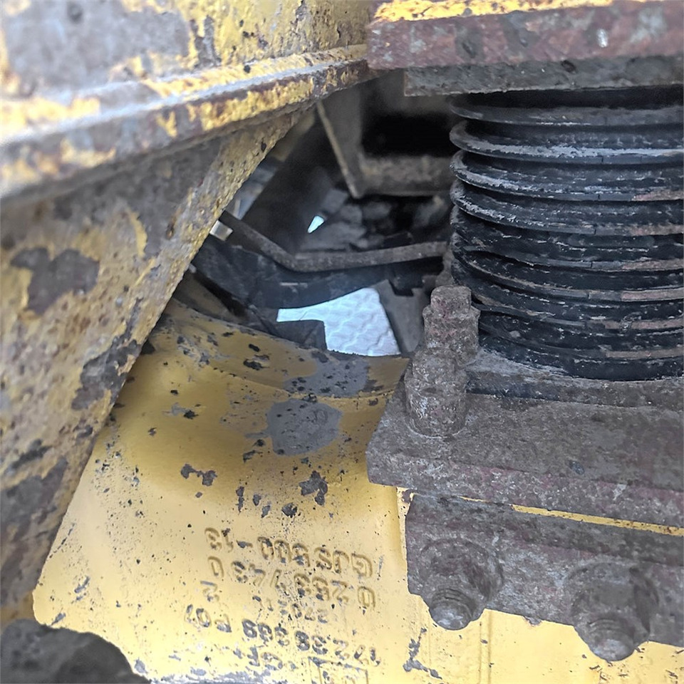 Tempat sampah artikulasi Volvo A30 G: gambar 48
