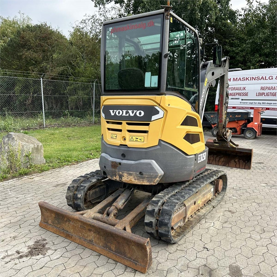 Volvo ECR25 D - Ekskavator mini: gambar 5 Volvo ECR25 D - Ekskavator mini: gambar 5