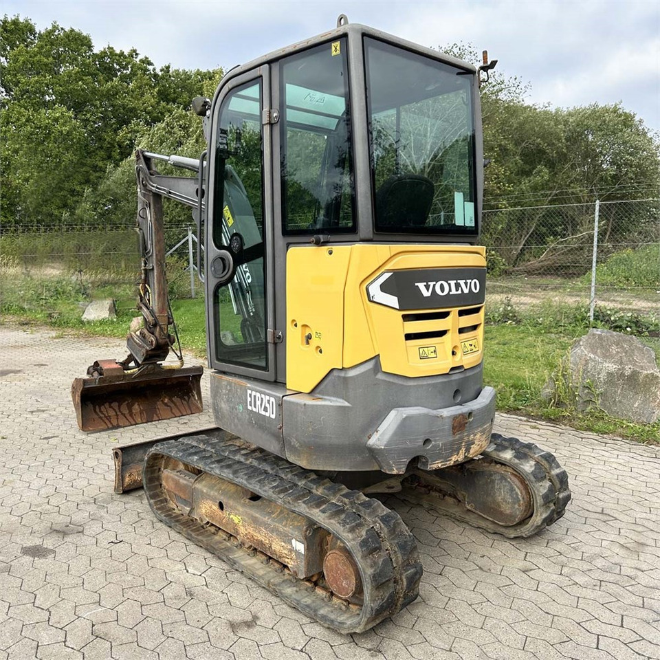 Volvo ECR25 D - Ekskavator mini: gambar 3 Volvo ECR25 D - Ekskavator mini: gambar 3