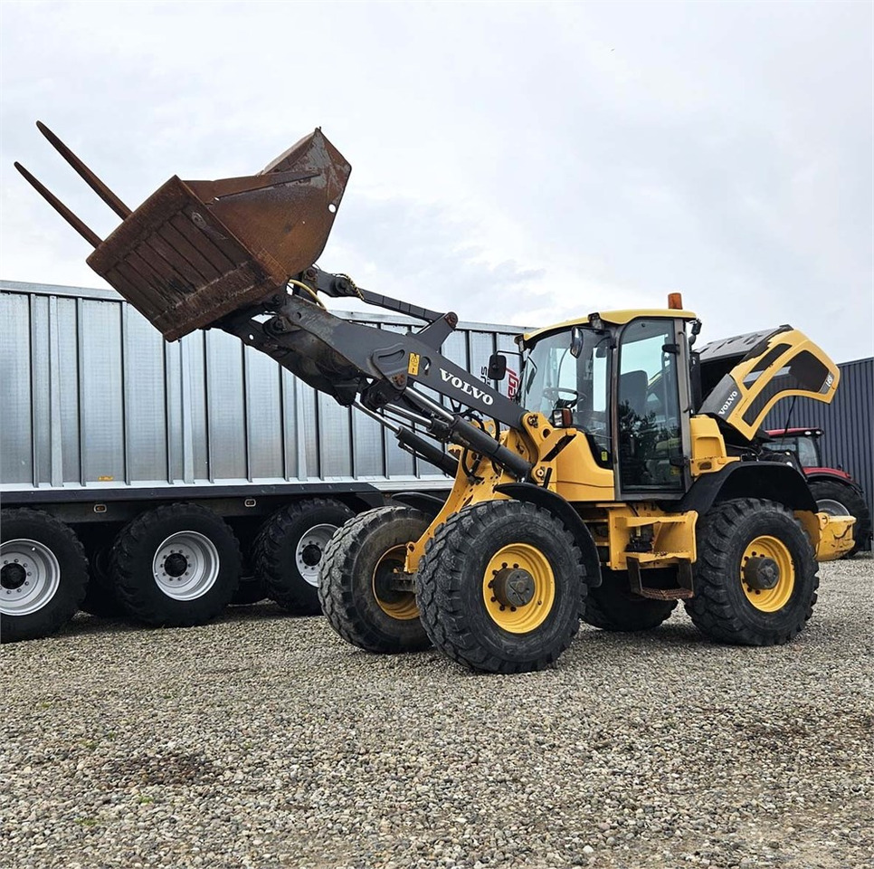 Volvo L45F-TP - Wheel loader: gambar 5 Volvo L45F-TP - Wheel loader: gambar 5
