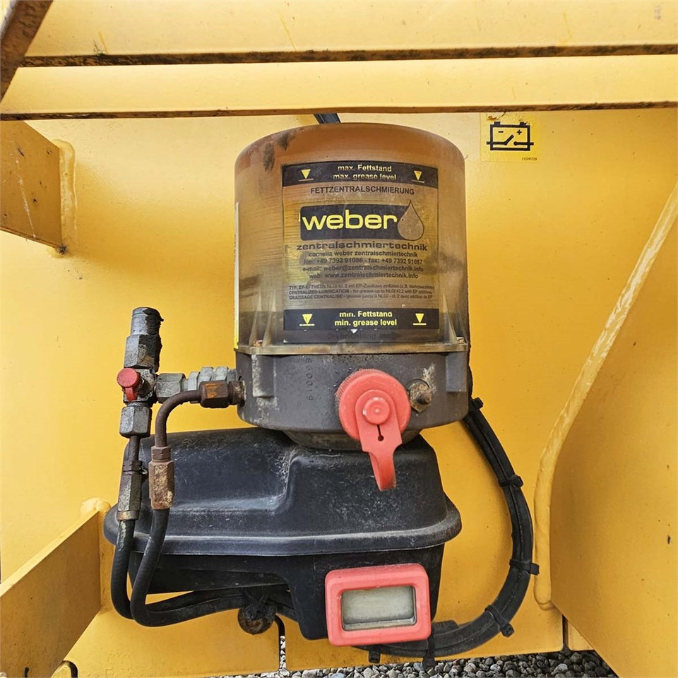 Wheel loader Volvo L45F-TP: gambar 15