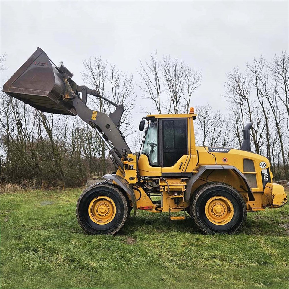 Volvo L70 G - Wheel loader: gambar 2 Volvo L70 G - Wheel loader: gambar 2
