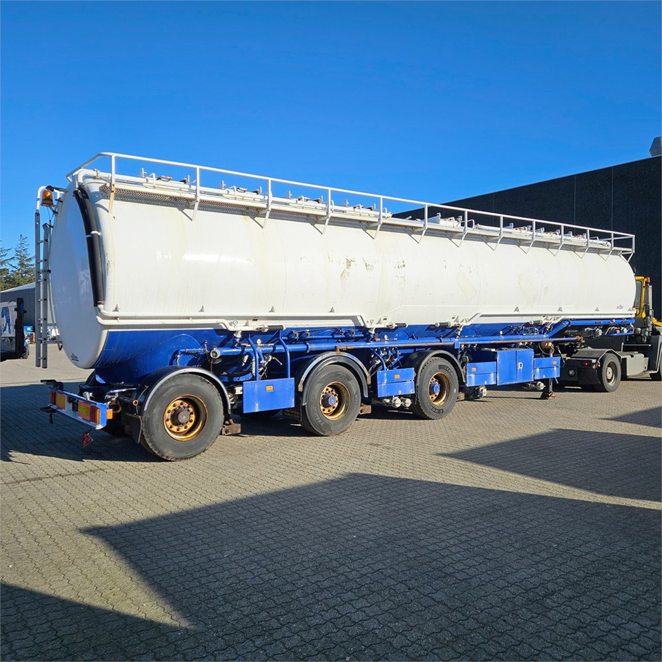 Welgro 97WSL43-32 Food tank 58m3 - Semi-trailer tangki: gambar 3 Welgro 97WSL43-32 Food tank 58m3 - Semi-trailer tangki: gambar 3