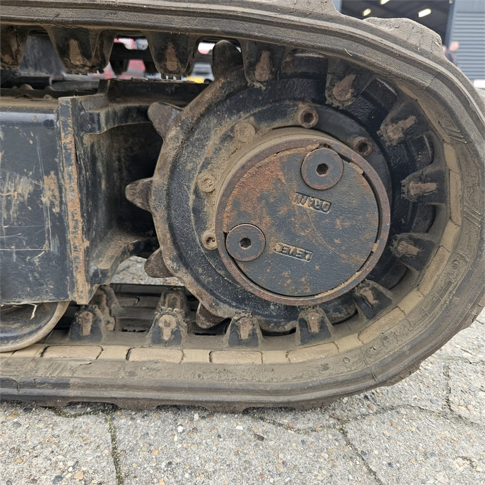 Ekskavator mini Yanmar SV08-1A (S): gambar 16