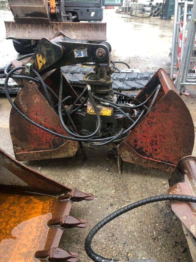 ARDEN EQUIPMENT QA 21 - Grapple: gambar 1 ARDEN EQUIPMENT QA 21 - Grapple: gambar 1