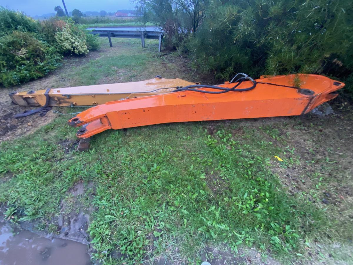 CASE ET DOOSAN BALANCIERS 2M70 & 3M - Boom: gambar 3 CASE ET DOOSAN BALANCIERS 2M70 & 3M - Boom: gambar 3