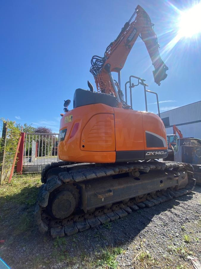 Doosan DX 140LCR-5 - Ekskavator perayap: gambar 4 Doosan DX 140LCR-5 - Ekskavator perayap: gambar 4