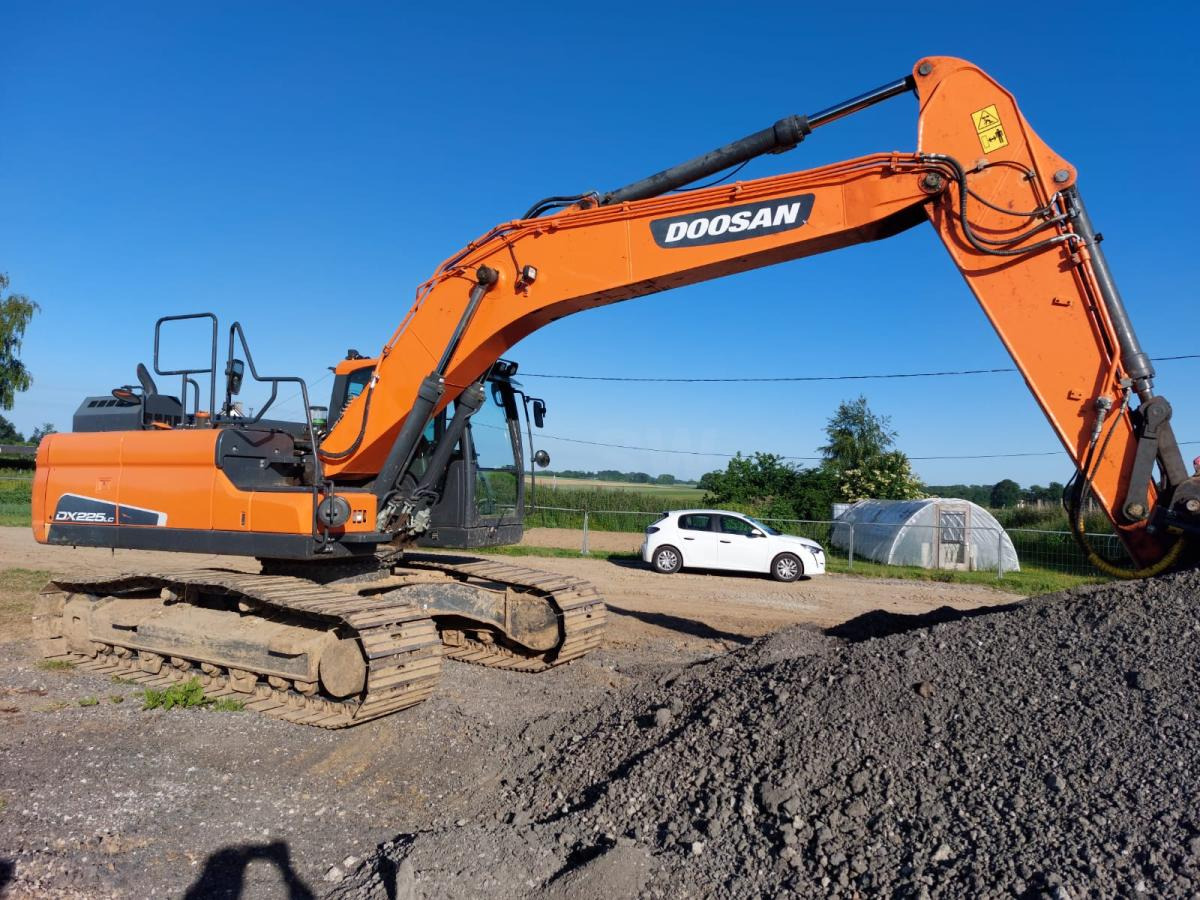 Doosan DX 225LC-5 - Ekskavator perayap: gambar 3 Doosan DX 225LC-5 - Ekskavator perayap: gambar 3