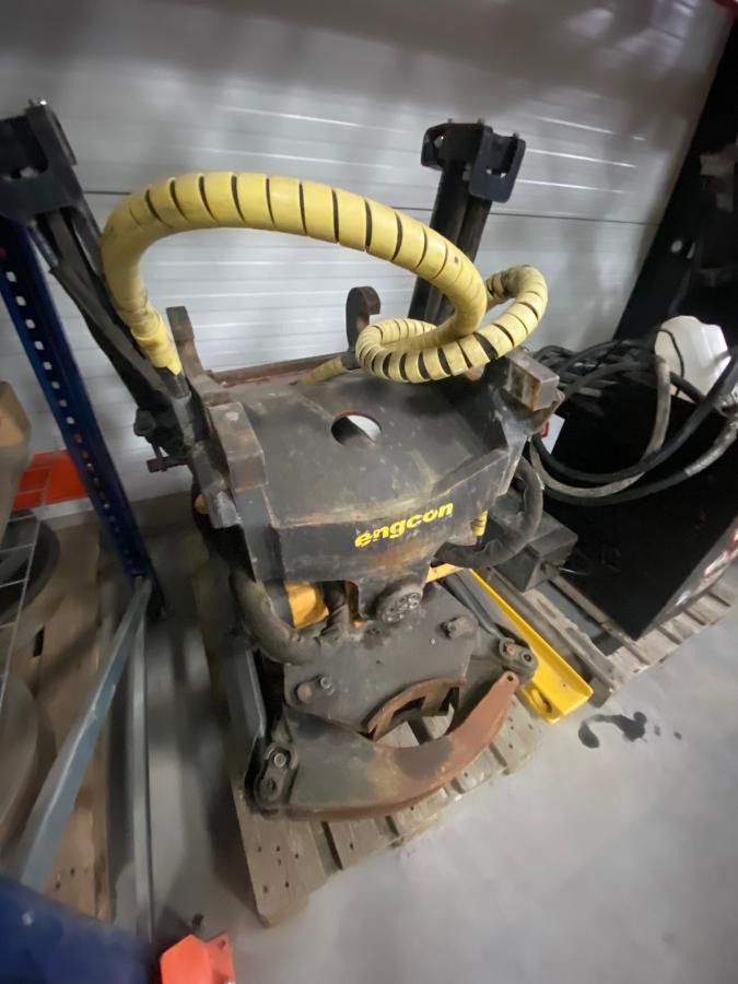 ENGCON EC 219 - Tiltrotator: gambar 3 ENGCON EC 219 - Tiltrotator: gambar 3