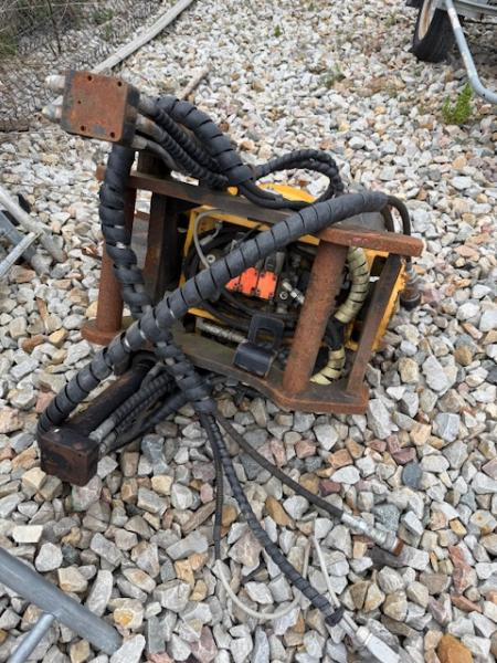 ENGCON EC 219 - Tiltrotator: gambar 4 ENGCON EC 219 - Tiltrotator: gambar 4