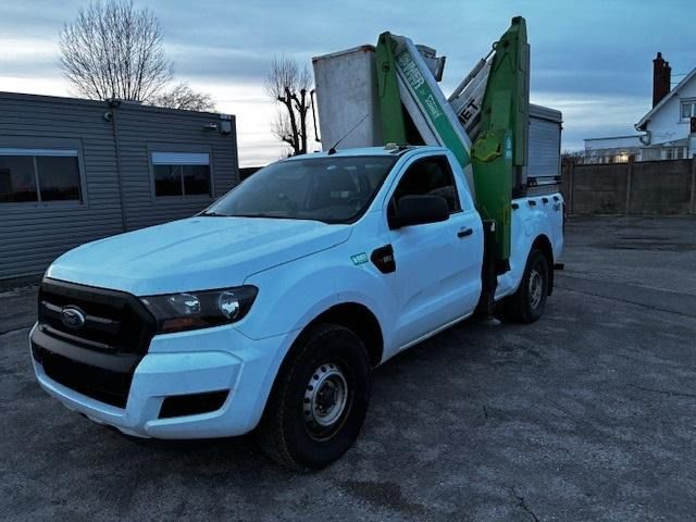 FORD RANGER PICK UP 4*4 - Platform udara yang dipasang di truk: gambar 3 FORD RANGER PICK UP 4*4 - Platform udara yang dipasang di truk: gambar 3