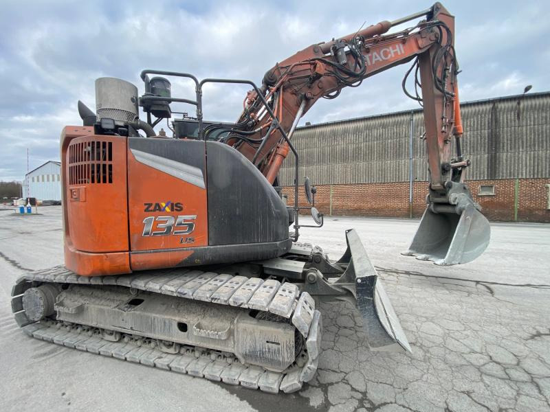 HITACHI ZX 135US-7 - Ekskavator perayap: gambar 5 HITACHI ZX 135US-7 - Ekskavator perayap: gambar 5
