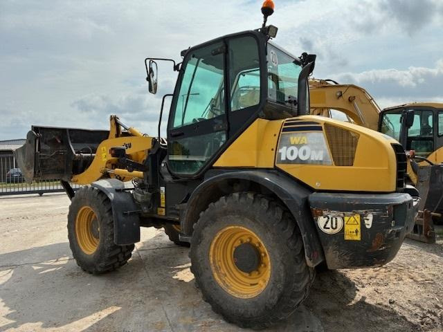 Komatsu WA100M6 - Wheel loader: gambar 3 Komatsu WA100M6 - Wheel loader: gambar 3