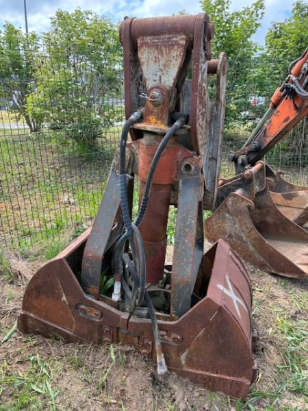 NC 60 CM - Grapple: gambar 2 NC 60 CM - Grapple: gambar 2
