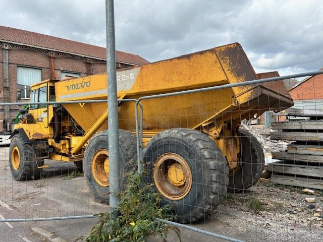 Volvo A 25B - Tempat sampah artikulasi: gambar 3 Volvo A 25B - Tempat sampah artikulasi: gambar 3