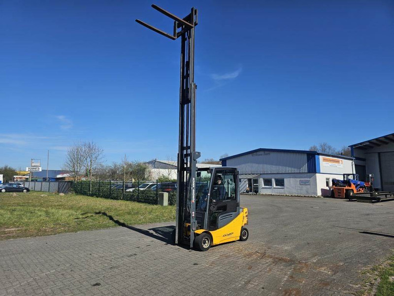 Jungheinrich EFG320 - Forklift listrik: gambar 3 Jungheinrich EFG320 - Forklift listrik: gambar 3