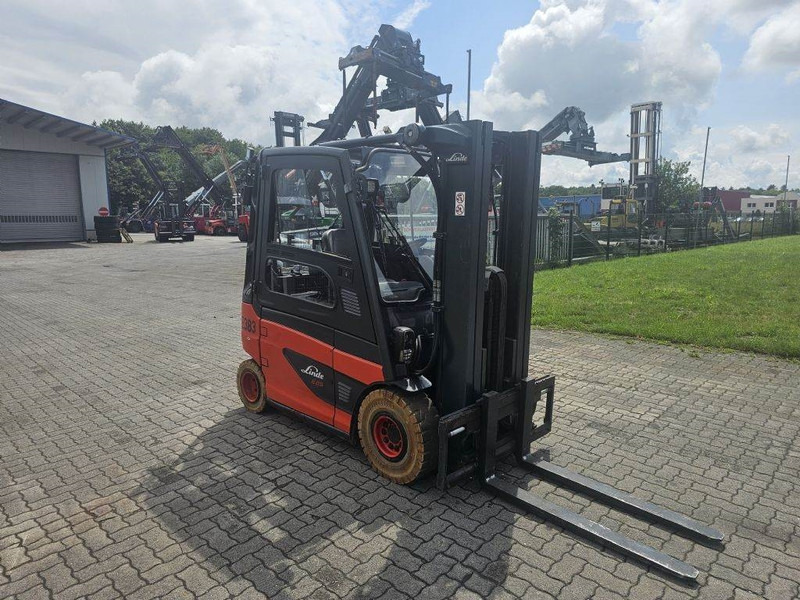 Linde E25-01 UVV - Forklift listrik: gambar 3 Linde E25-01 UVV - Forklift listrik: gambar 3