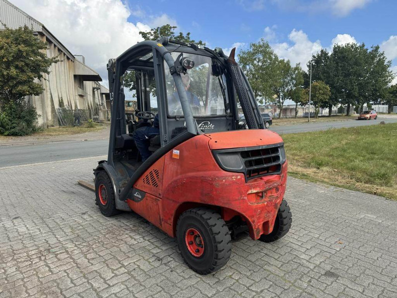 Linde H30D-02 - Forklift diesel: gambar 2 Linde H30D-02 - Forklift diesel: gambar 2