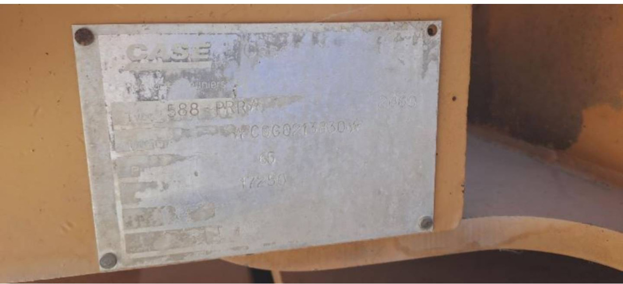 Ekskavator roda CASE 588P: gambar 10