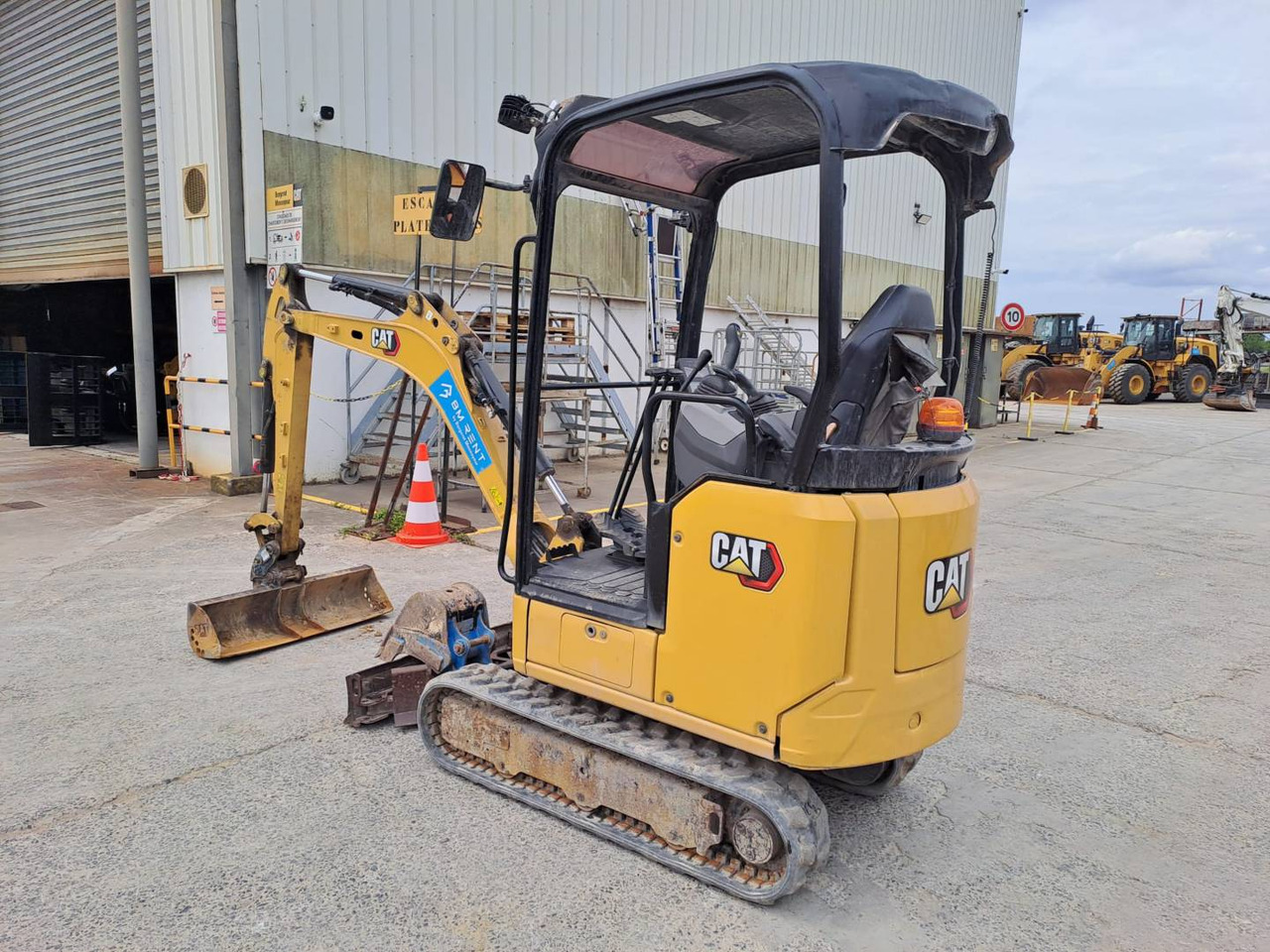 CAT 301.8 - Ekskavator perayap: gambar 3 CAT 301.8 - Ekskavator perayap: gambar 3