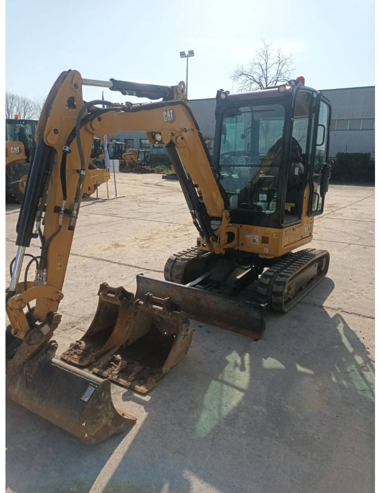 CAT 302.7 - Ekskavator perayap: gambar 2 CAT 302.7 - Ekskavator perayap: gambar 2