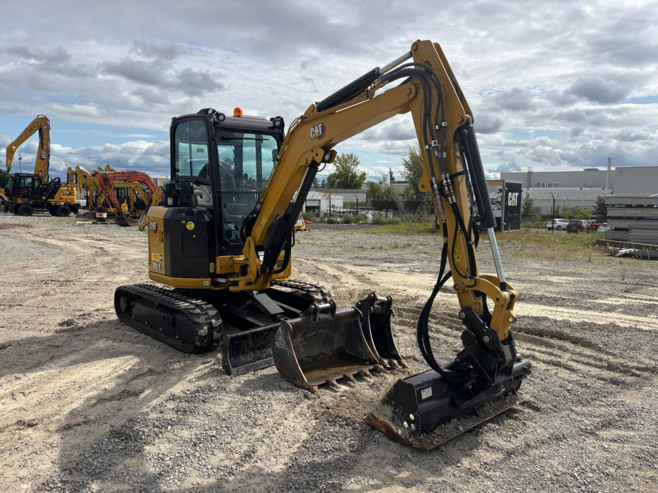 CAT 303.5 - Ekskavator perayap: gambar 2 CAT 303.5 - Ekskavator perayap: gambar 2