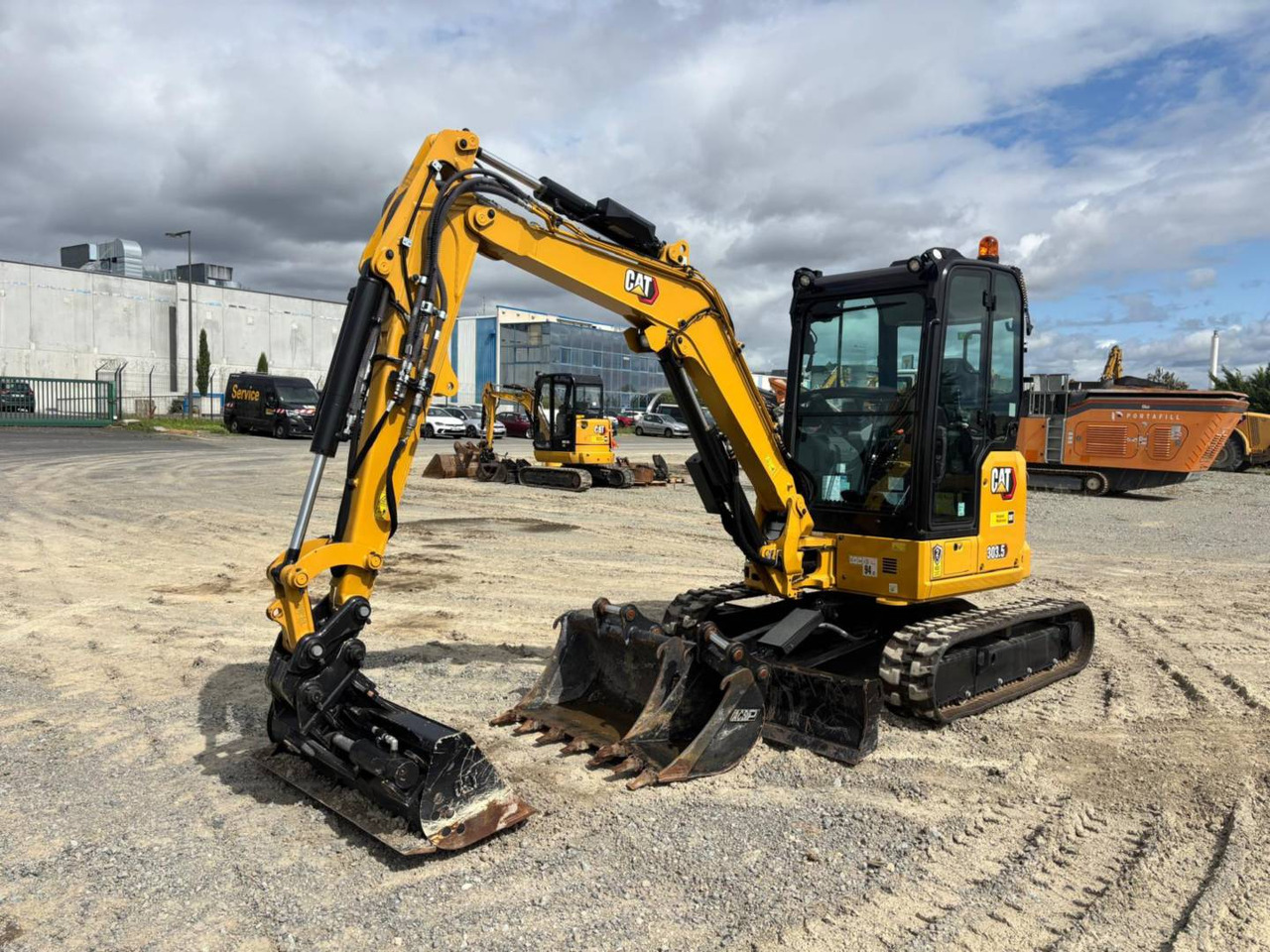 CAT 303.5 - Ekskavator perayap: gambar 1 CAT 303.5 - Ekskavator perayap: gambar 1