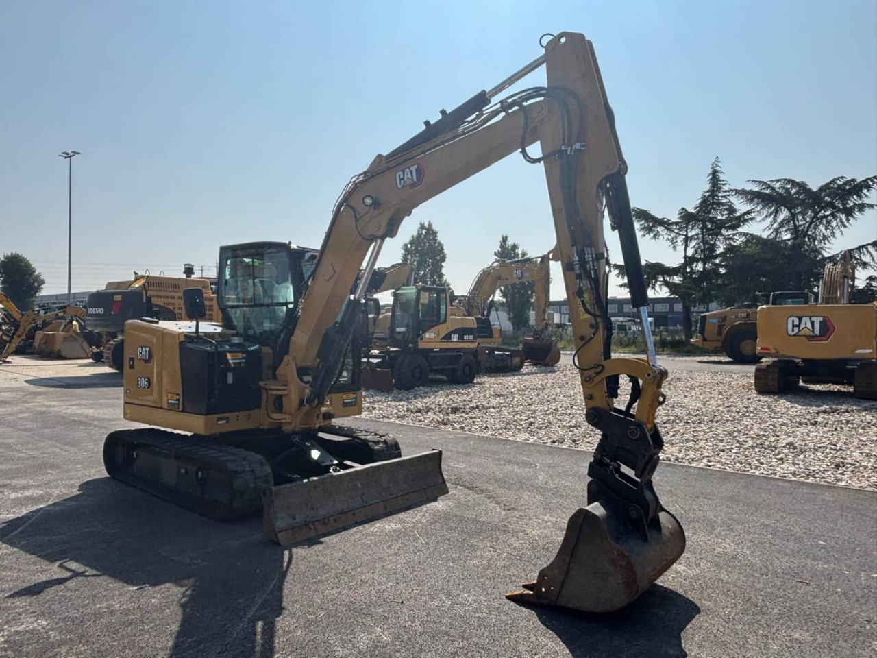 CAT 306 CR - Ekskavator perayap: gambar 1 CAT 306 CR - Ekskavator perayap: gambar 1