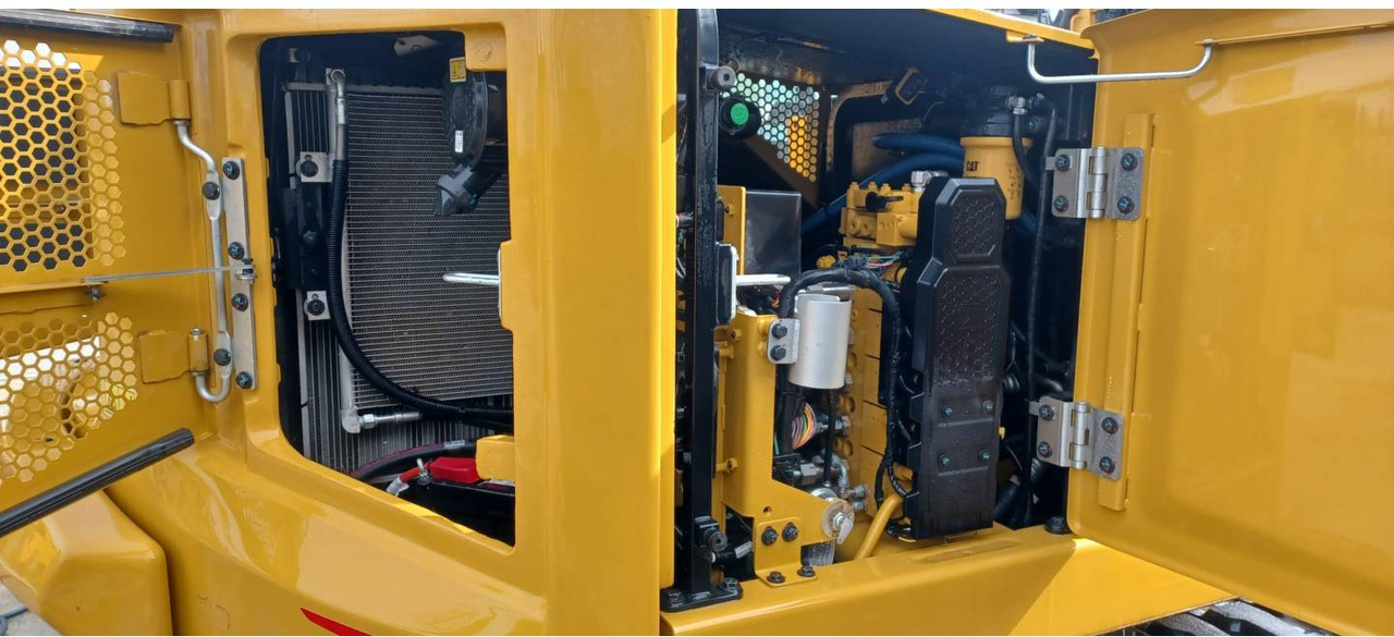 Ekskavator perayap CAT 308: gambar 8