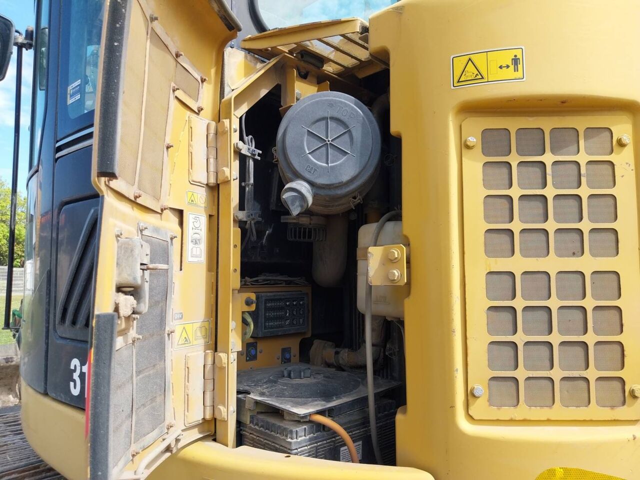 Ekskavator perayap CAT 314D: gambar 14