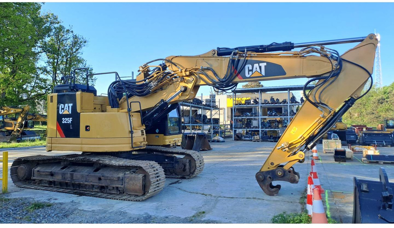 CAT 325F CR - Ekskavator perayap: gambar 1 CAT 325F CR - Ekskavator perayap: gambar 1
