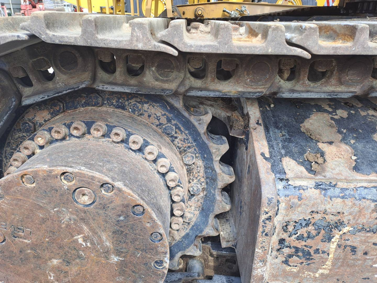 Ekskavator perayap CAT 340F UHD: gambar 10