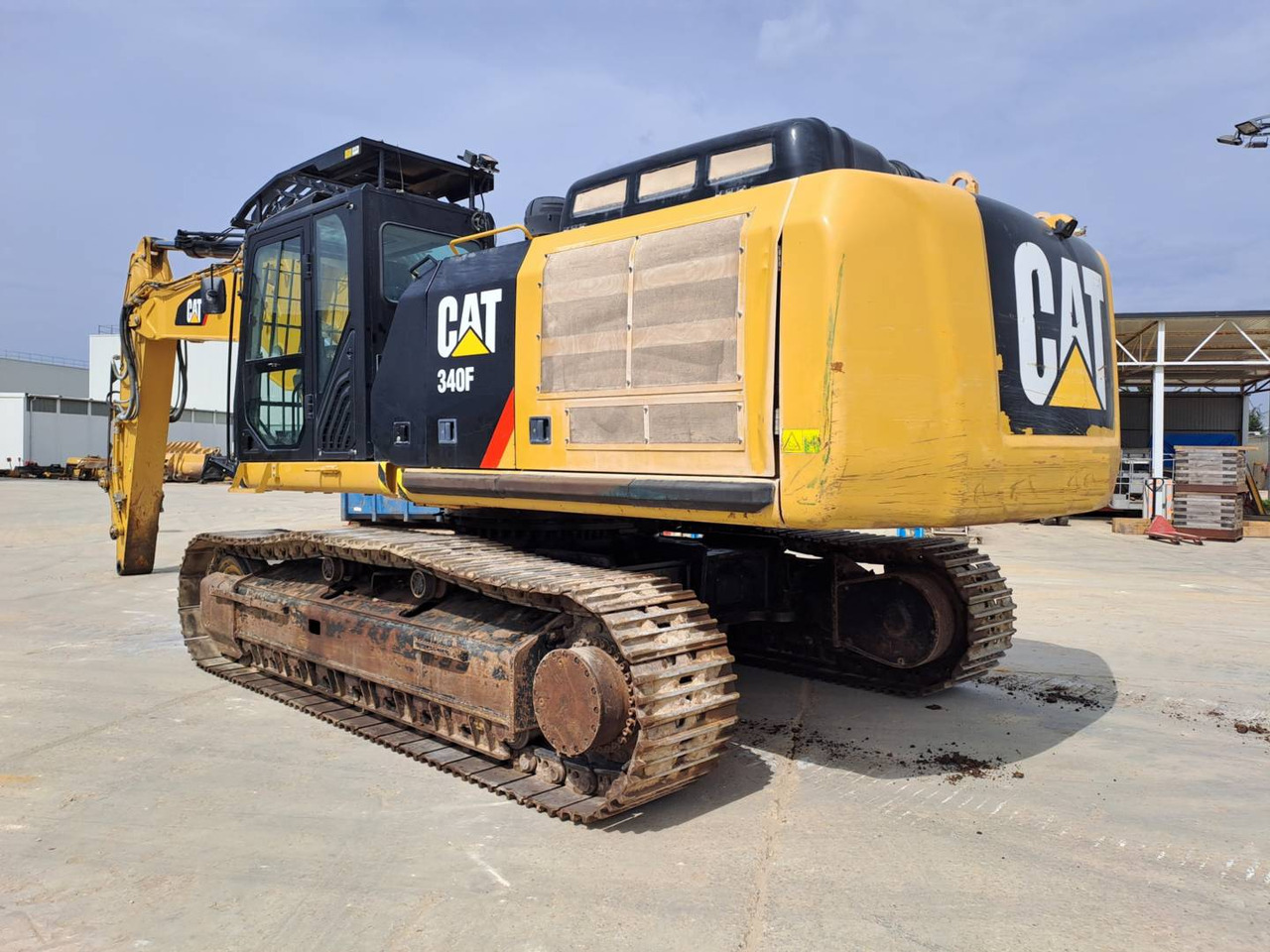 Ekskavator perayap CAT 340F UHD: gambar 6