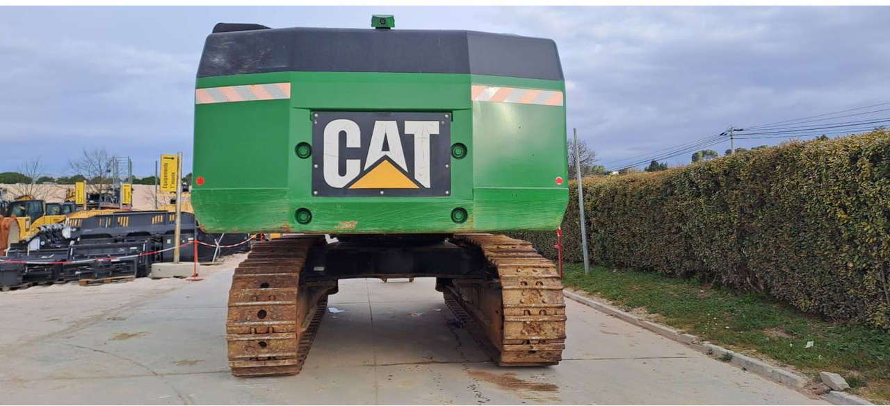 CAT 374D - Ekskavator perayap: gambar 3 CAT 374D - Ekskavator perayap: gambar 3