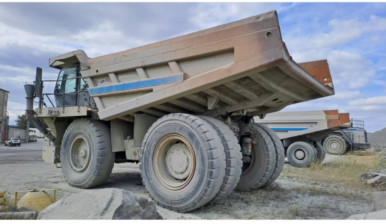 CAT 777F - Truk batu/ Dumper iebes: gambar 4 CAT 777F - Truk batu/ Dumper iebes: gambar 4