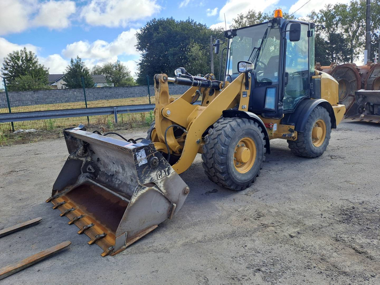 CAT 906M - Wheel loader: gambar 4 CAT 906M - Wheel loader: gambar 4