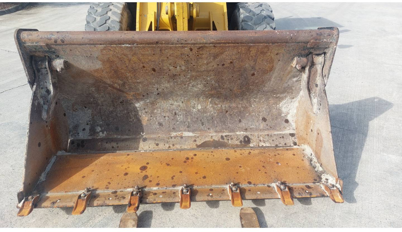 Wheel loader CAT 906M: gambar 11
