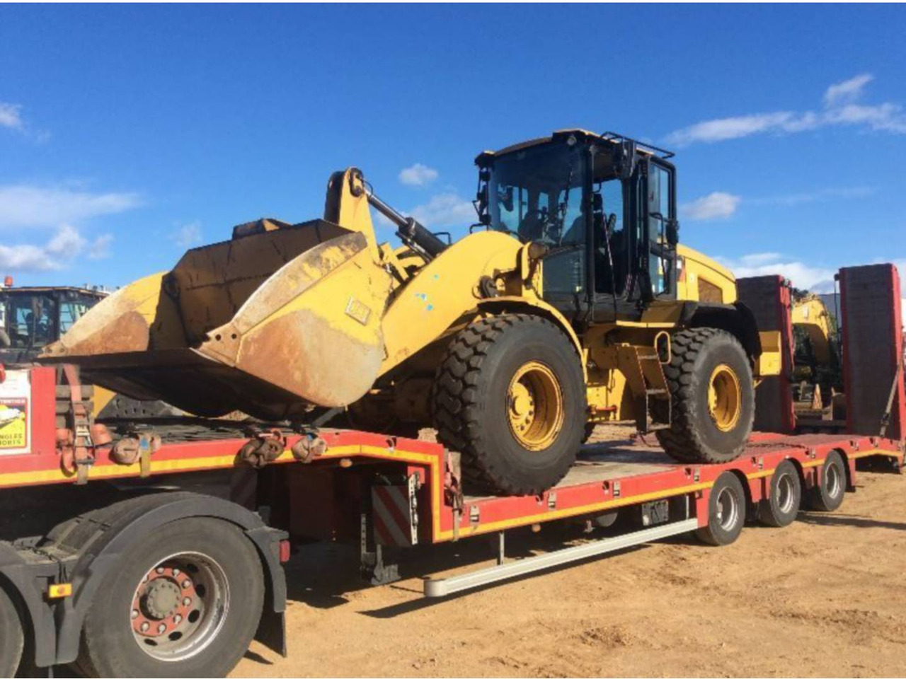 CAT 938M - Wheel loader: gambar 2 CAT 938M - Wheel loader: gambar 2