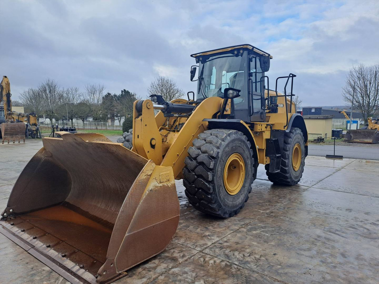CAT 950M - Wheel loader: gambar 1 CAT 950M - Wheel loader: gambar 1