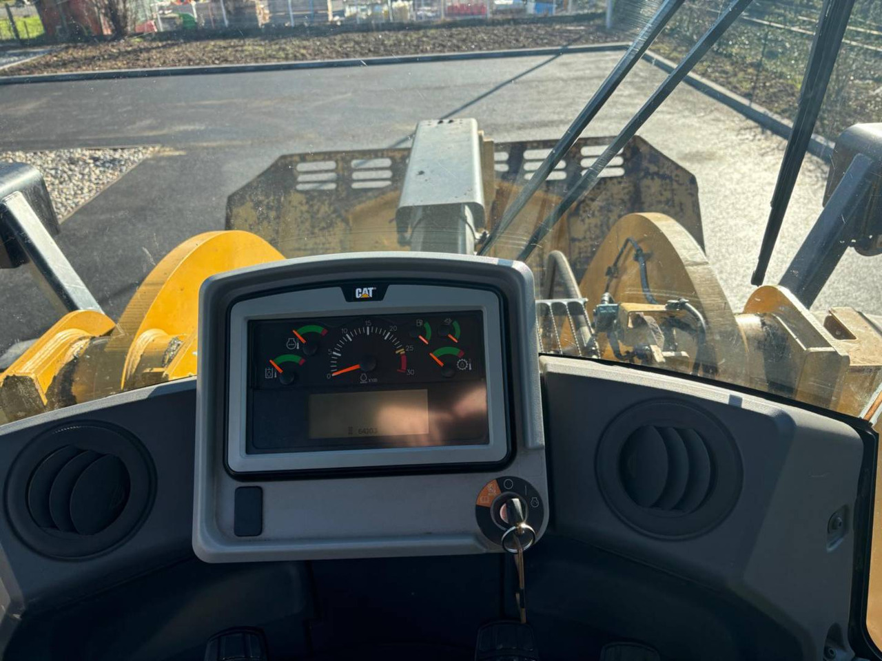 Wheel loader CAT 950M: gambar 26