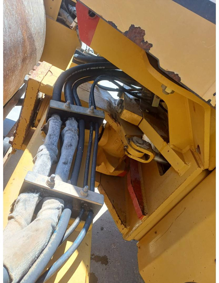 CAT CS573E - Pemadat: gambar 4 CAT CS573E - Pemadat: gambar 4
