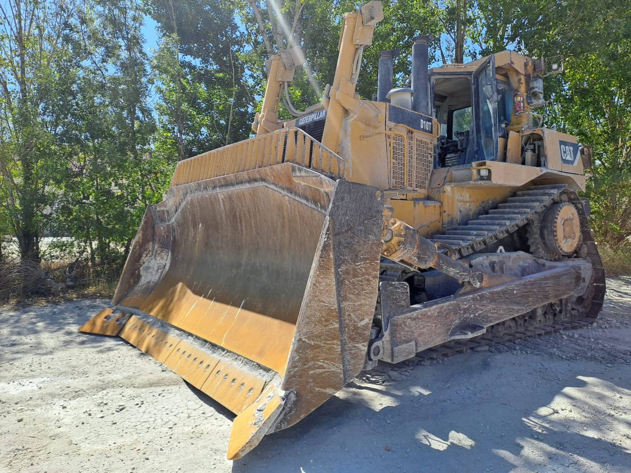 CAT D10T - Bulldozer: gambar 1 CAT D10T - Bulldozer: gambar 1