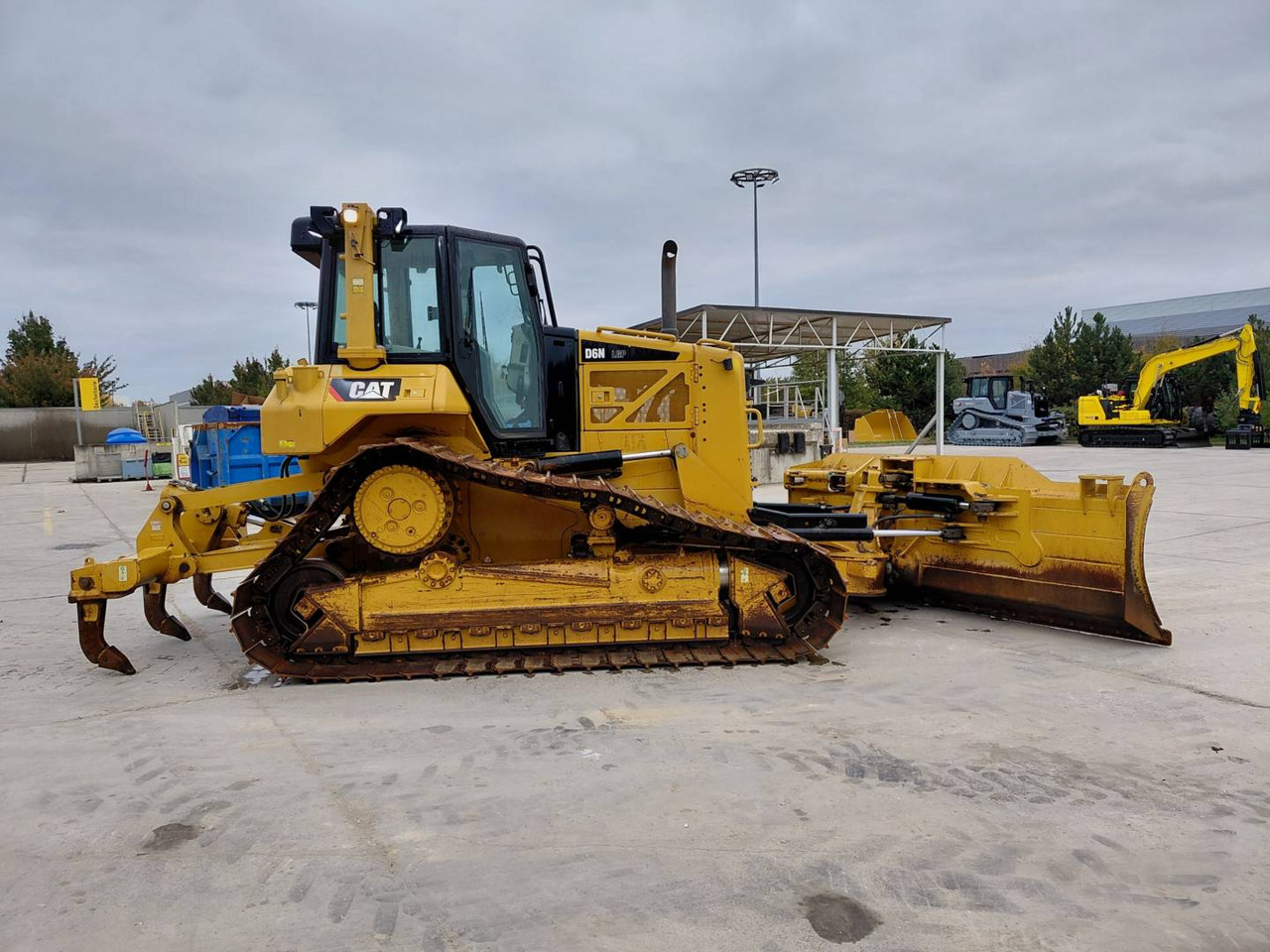 CAT D6N3B LGP - Bulldozer: gambar 5 CAT D6N3B LGP - Bulldozer: gambar 5