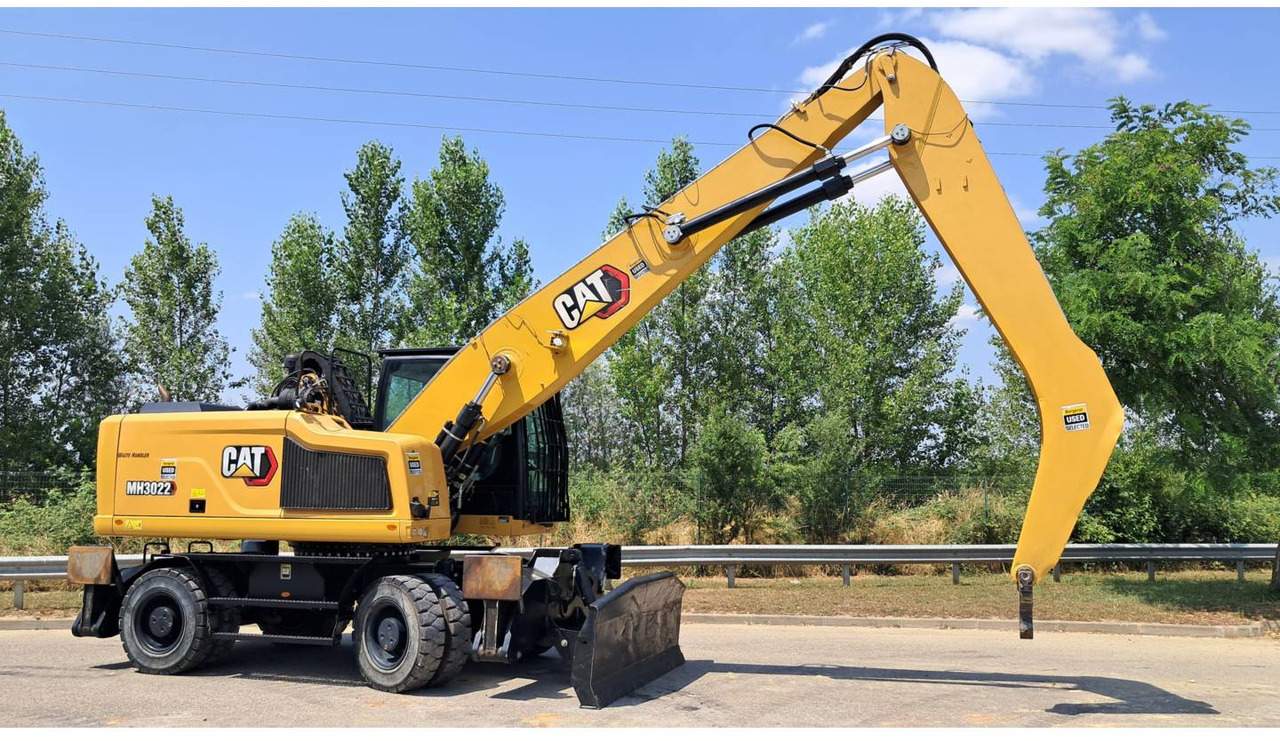 CAT MH3022-1 - Ekskavator roda: gambar 2 CAT MH3022-1 - Ekskavator roda: gambar 2
